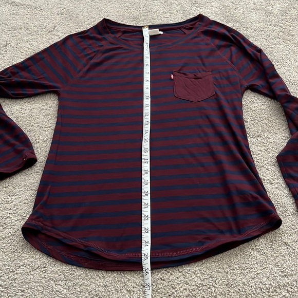 LEVI’S LONG SLEEVE TEE - Picture 2 of 8